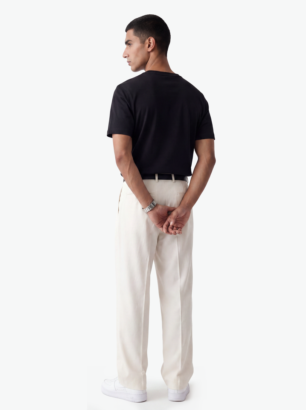 The BISHOP Henley “Black”